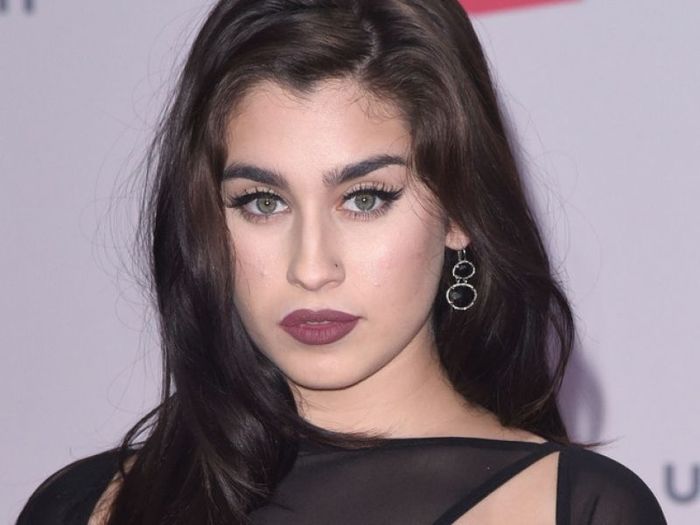 Lauren Jauregui do signo de câncer